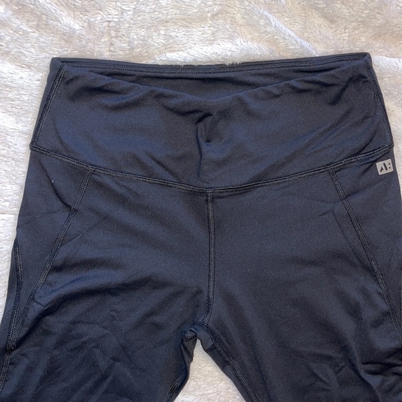 Active pants - Picture 4 of 5